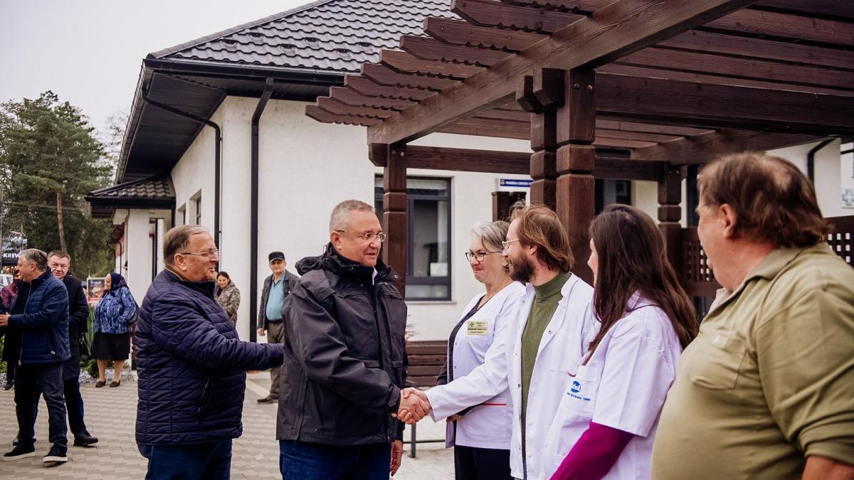 nicolae ciuca lauda primaria care functioneaza cu doar 8 angajati