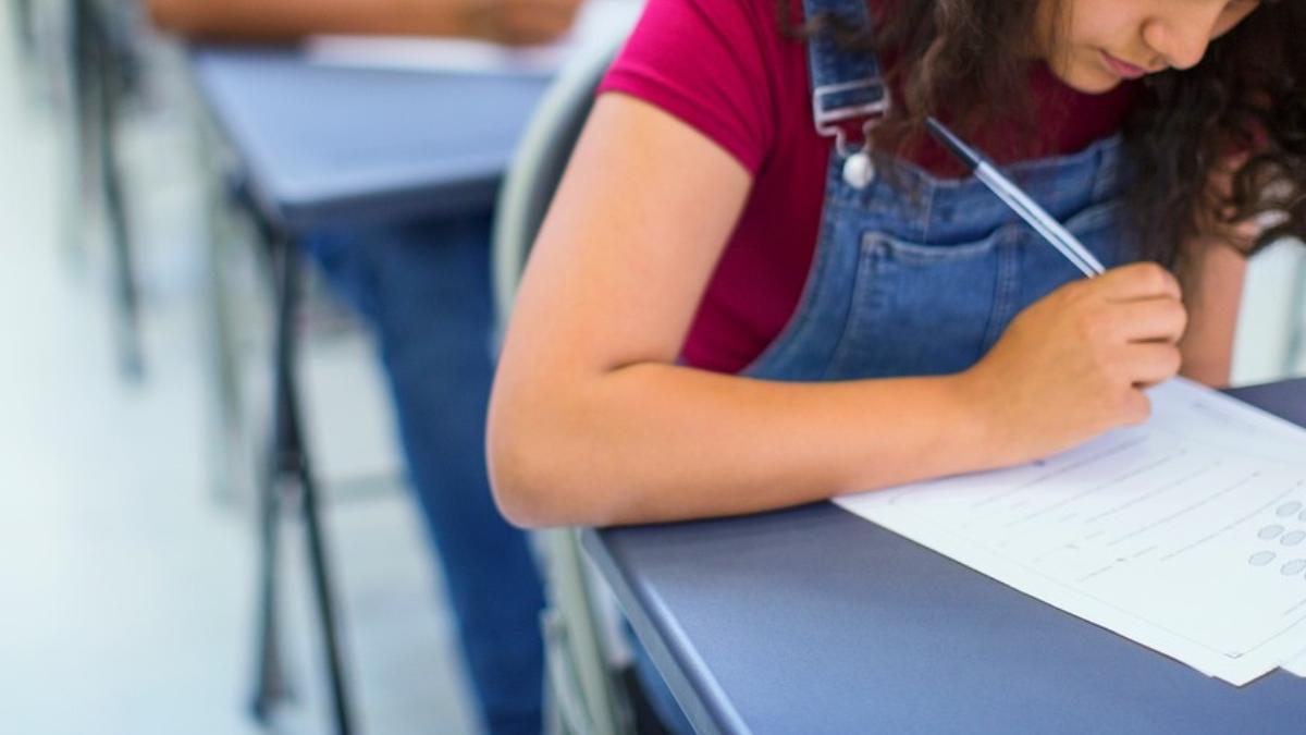 romania educata are cei mai multi elevi repetenti bucurestiul ocupa primul loc in clasamentul rusinii