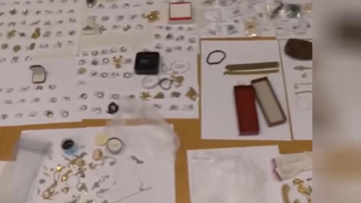 apel bizar in italia politia a gasit obiecte din aur si pietre pretioase de un milion de euro si le cere oamenilor sa si le recunoasca