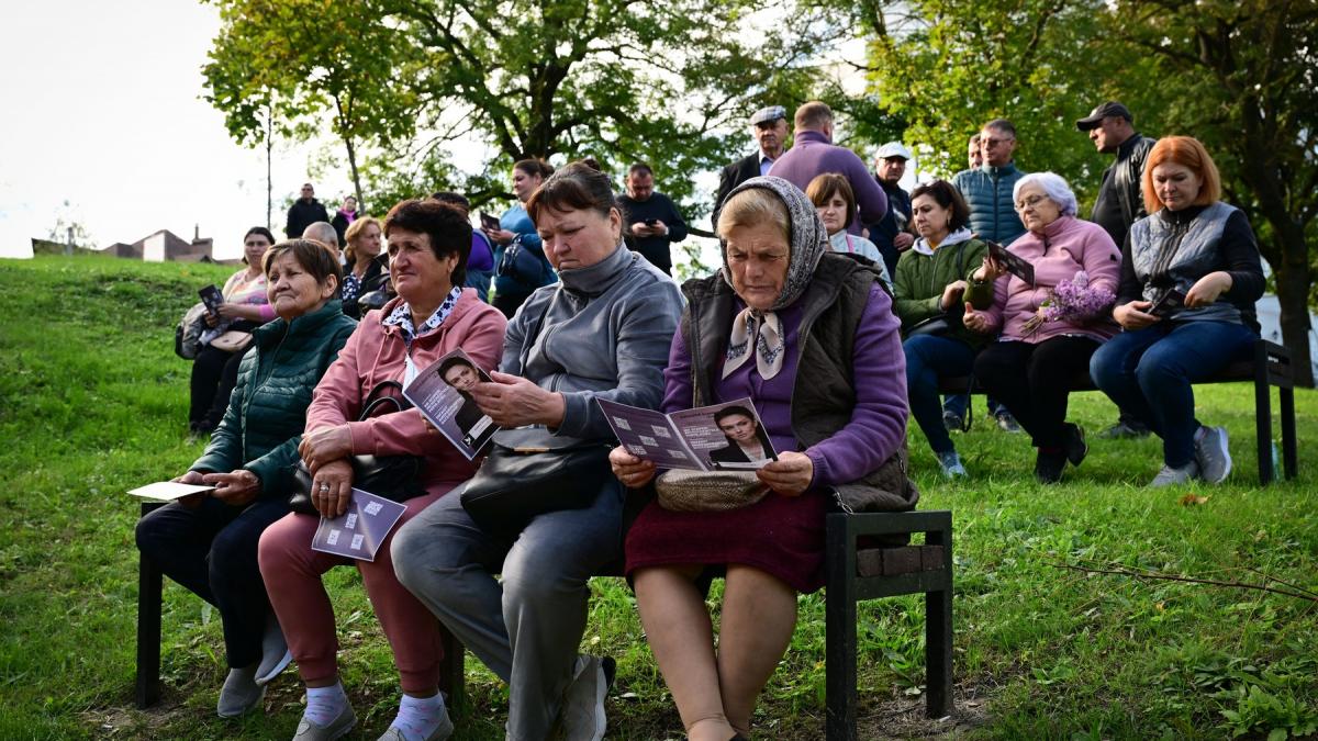 reportaj ce cred moldovenii despre referendumul pro ue si cum incearca presa pro rusa de la chisinau sa promoveze narativele moscovei