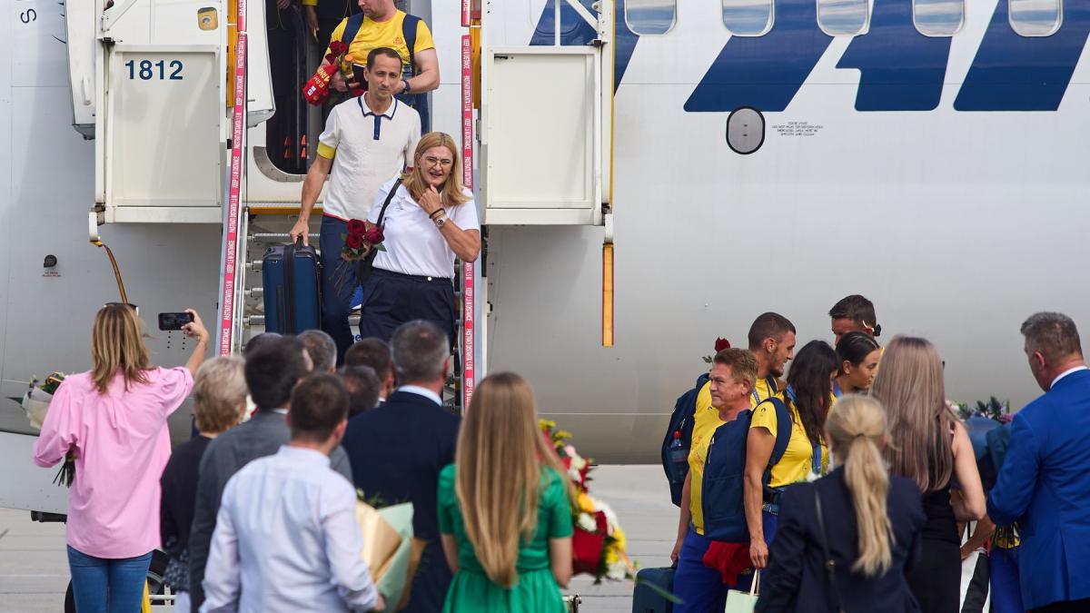 scandal cu banii pentru olimpicii de la paris eduard novak contabilul sef de la frc a primit 162 400 de euro mai mult decat popovici