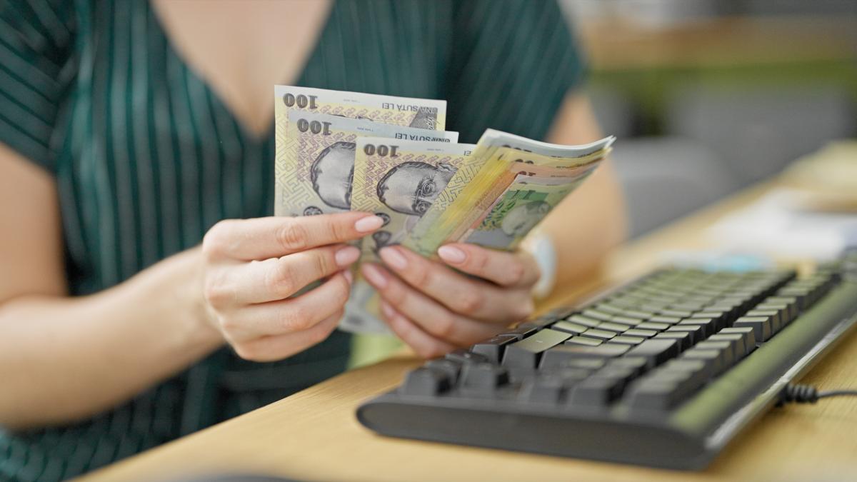 surse salariul minim brut pe economie de la 1 ianuarie va creste la 4050 de lei