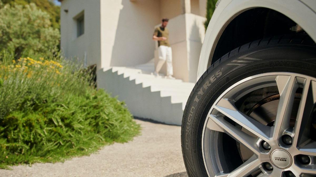 patru lucruri pe care sa le stiti atunci cand alegeti anvelopele