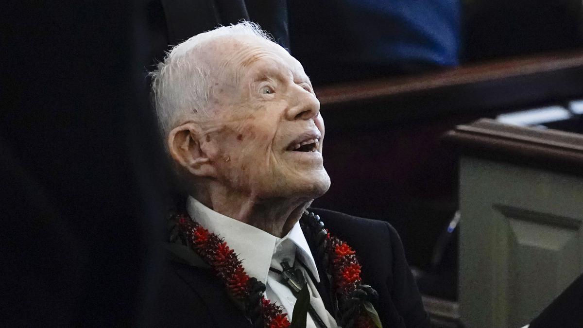 si a dorit sa traiasca suficient ca sa o voteze pe kamala jimmy carter legendarul fost presedinte de 100 de ani a votat in georgia
