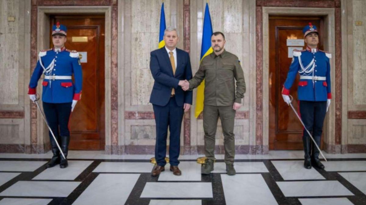 ministrul de interne al ucrainei a venit pentru prima data in romania ce a discutat catalin predoiu cu omologul sau ucrainean
