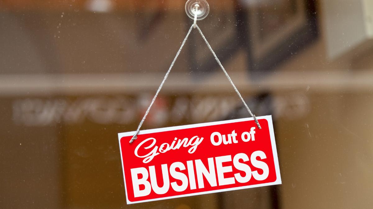 o tara din europa se confrunta cu o criza uriasa in industria restaurantelor zilnic se inchid cateva afaceri este disperare