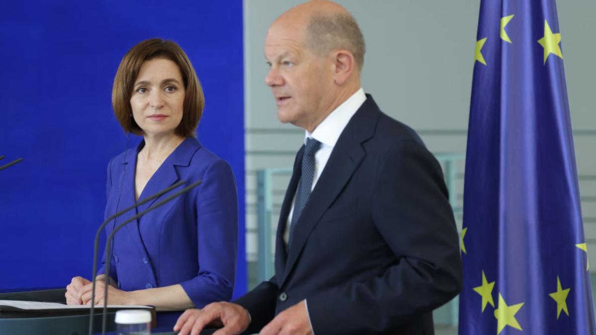 olaf scholz o asigura pe maia sandu de sprijinul germaniei pentru republica moldova impotriva influentei propagandei ruse