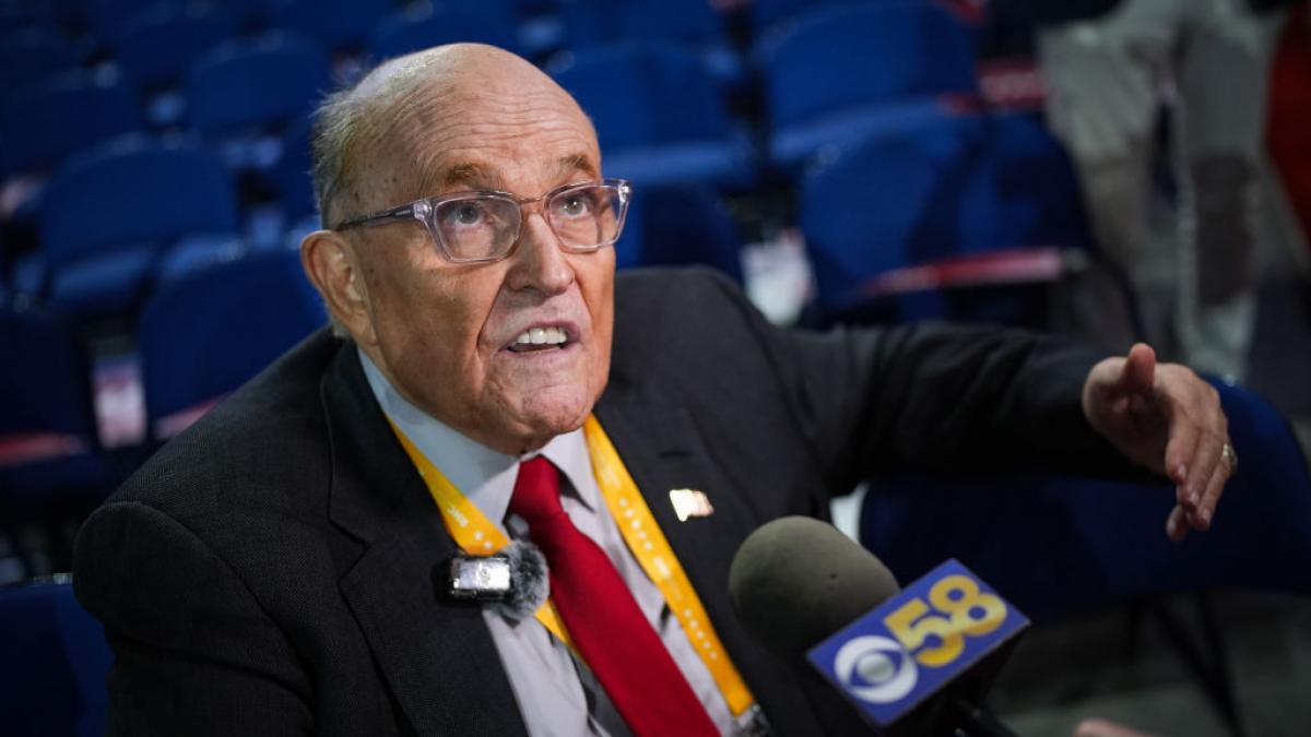 rudy giuliani ramane fara apartamentul de lux din manhattan pentru ca a incercat sa fure alegerile din 2020 pentru trump