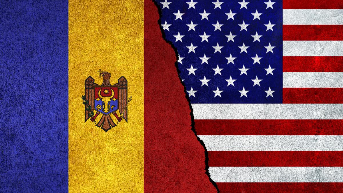 sua felicita cetatenii din moldova pentru ca si au facut vocea auzita intr un numar record la alegeri si referendum