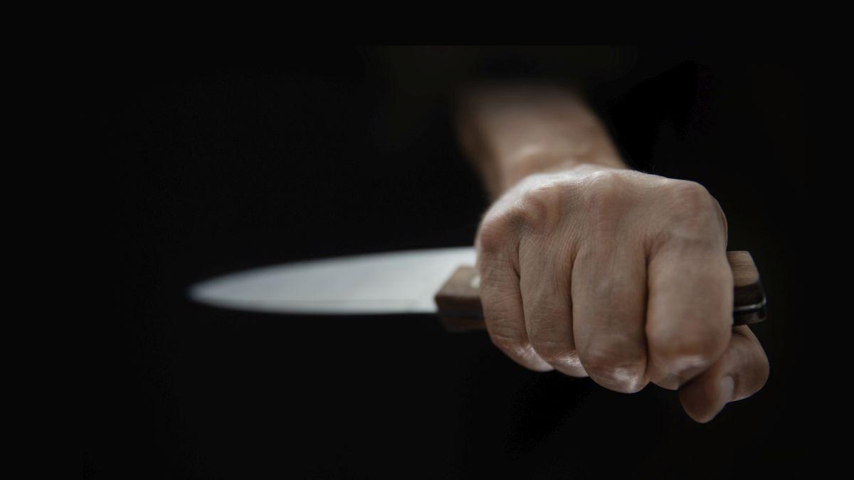 trei livratori de mancare au ucis cu cutitul un barbat intr o parcare dupa care au fugit si au aruncat arma crimei la constanta