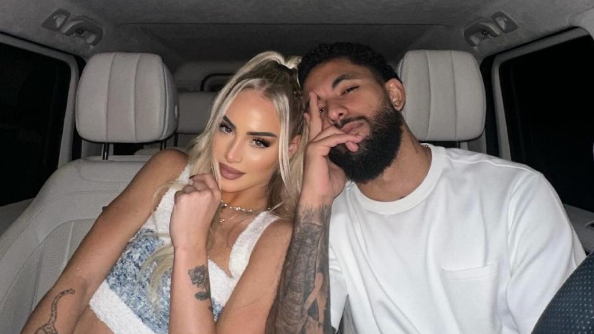 vila unui celebru fotbalist a fost jefuita in timp ce acesta se afla pe teren hotii au plecat cu bunuri in valoare de 500 000 de euro