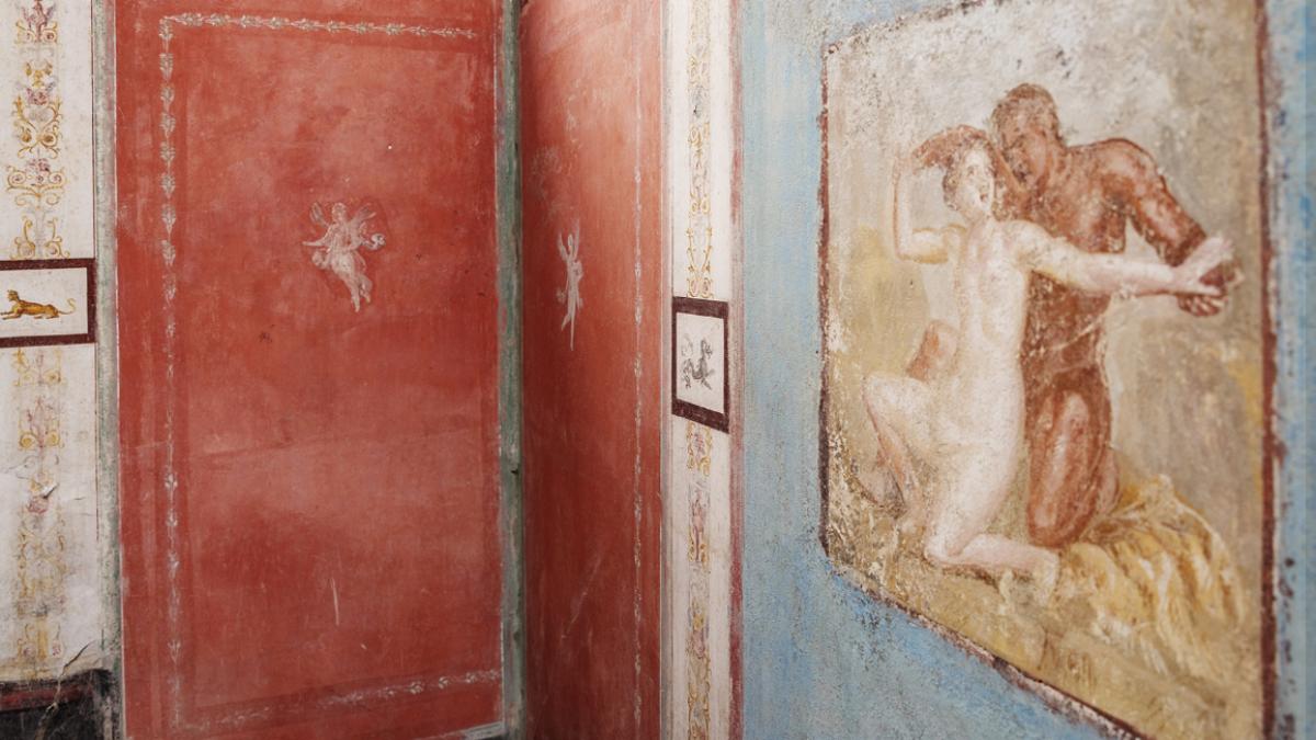 descoperire uimitoare in pompei o casa construita diferit a pastrat ultima ofranda inainte de eruptia vezuviului si o fresca unica