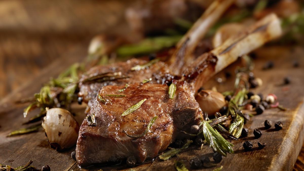 cu ce trebuie sa combini intotdeauna carnea la masa ajuta la spalarea proteinei si la curatarea rezidurilor animale