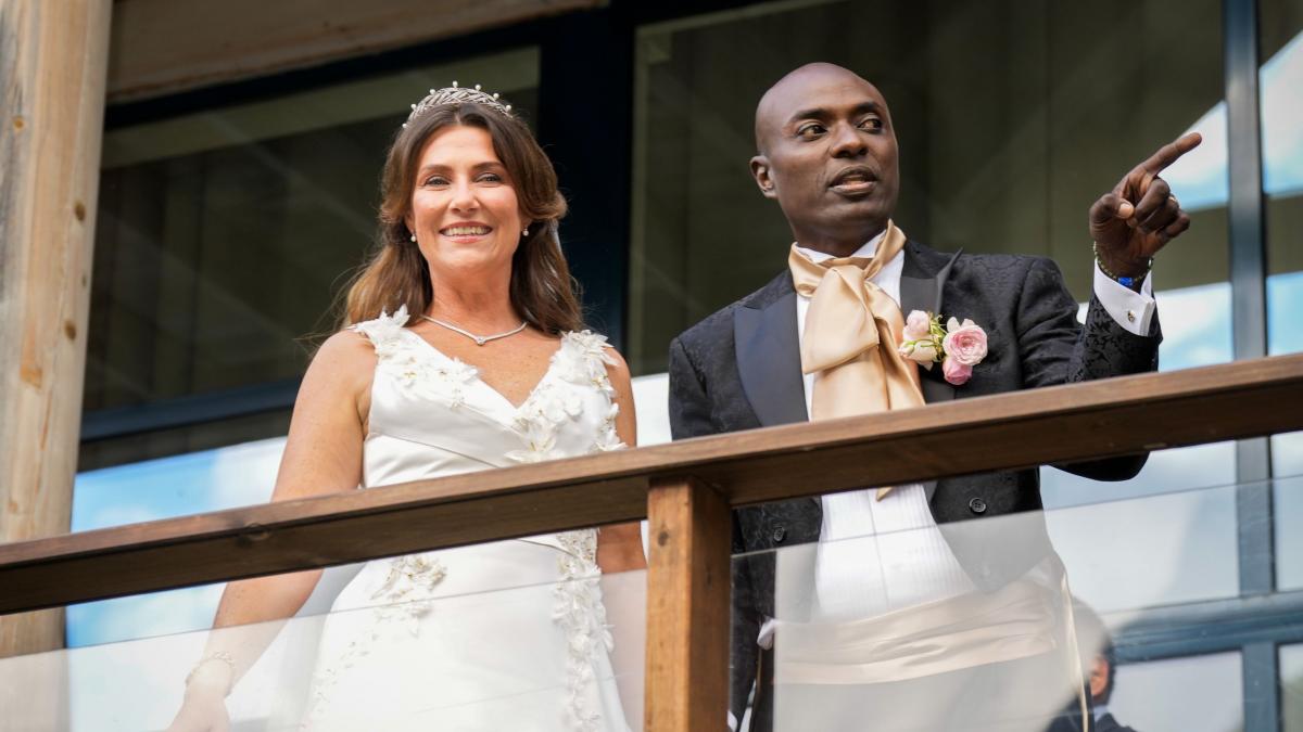 scandal urias la curtea regala a norvegiei din cauza samanului casatorit cu printesa martha louise este periculos si trebuie oprit