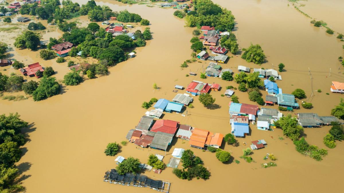 zece dezastre meteorologice au ucis peste jumatate de milion de oameni in urma schimbarilor climatice ce s a intamplat in romania zece dezastre meteorologice au ucis peste jumatate de milion de oameni in urma schimbarilor climatice ce s a intamplat in romania