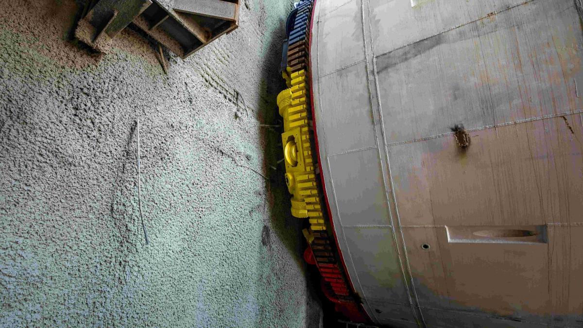 cine este inginerul care coordoneaza cele patru tbm uri care foreaza cele mai lungi tuneluri feroviare din romania