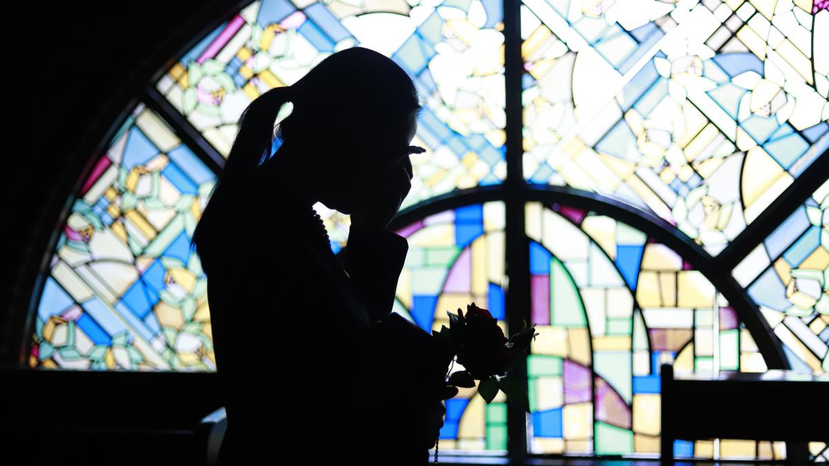 statul va suporta cheltuielile de repatriere a romanilor decedati in strainatate legea a fost promulgata