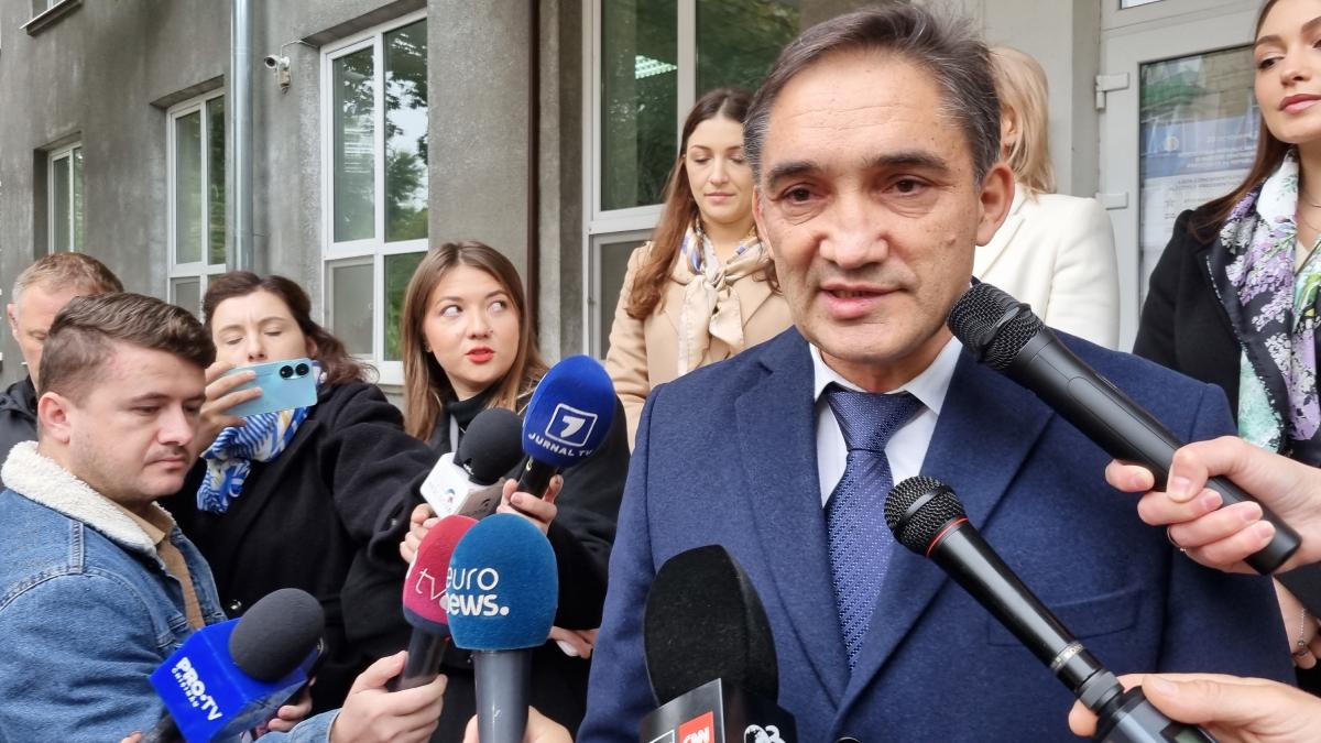 stoianoglo neaga legaturile sale cu rusia nu sunt afiliat ideologic vreunei doctrine sau formatiuni politice