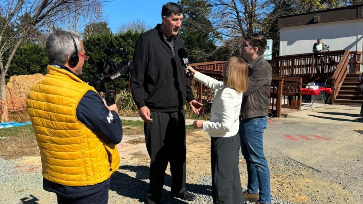 ce spune cel mai mare roman din sua despre alegeri ghita muresan e important sa votezi tot timpul pentru schimbare