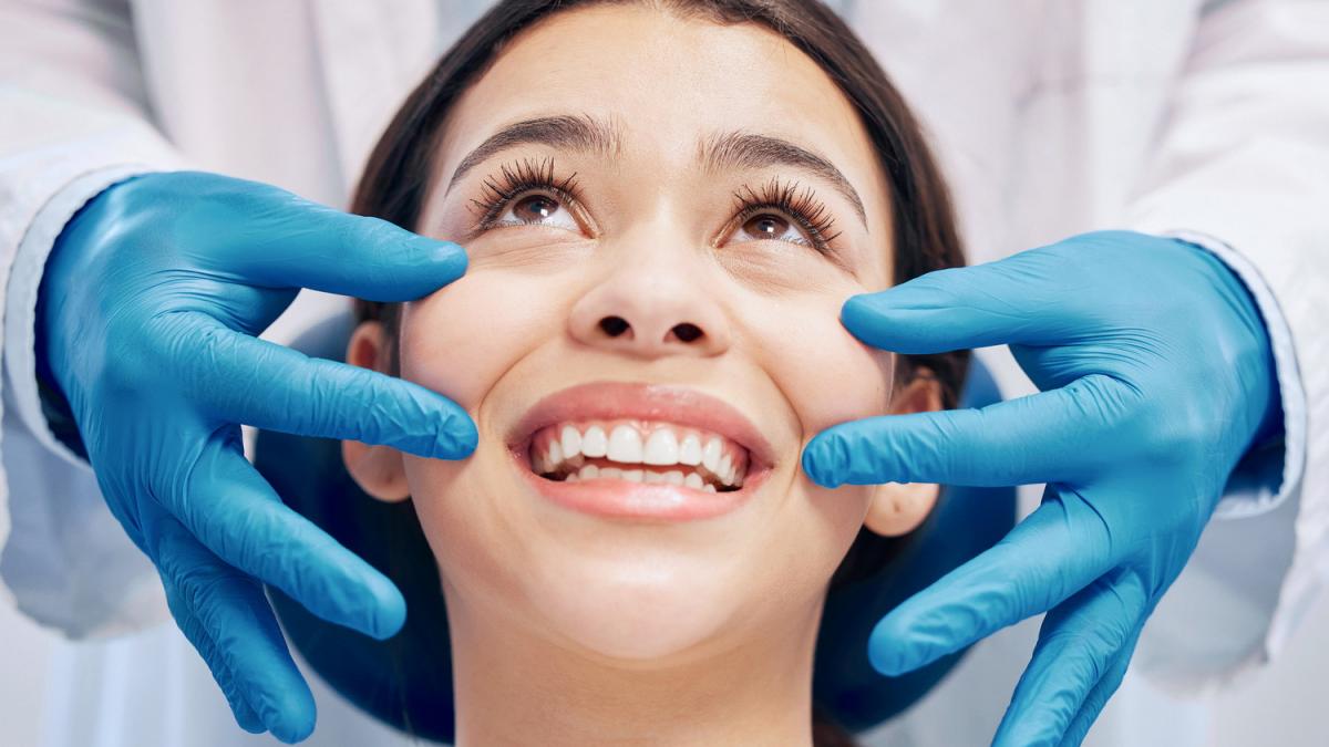 implanturile dentare solutia moderna pentru zambete de durata