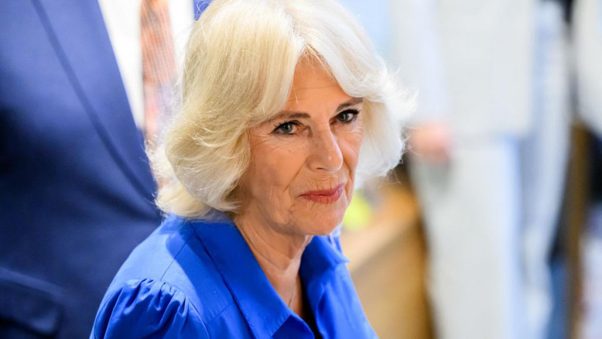 regina camilla obligata sa isi anuleze programul de saptamana aceasta din cauza unei infectii la plamani