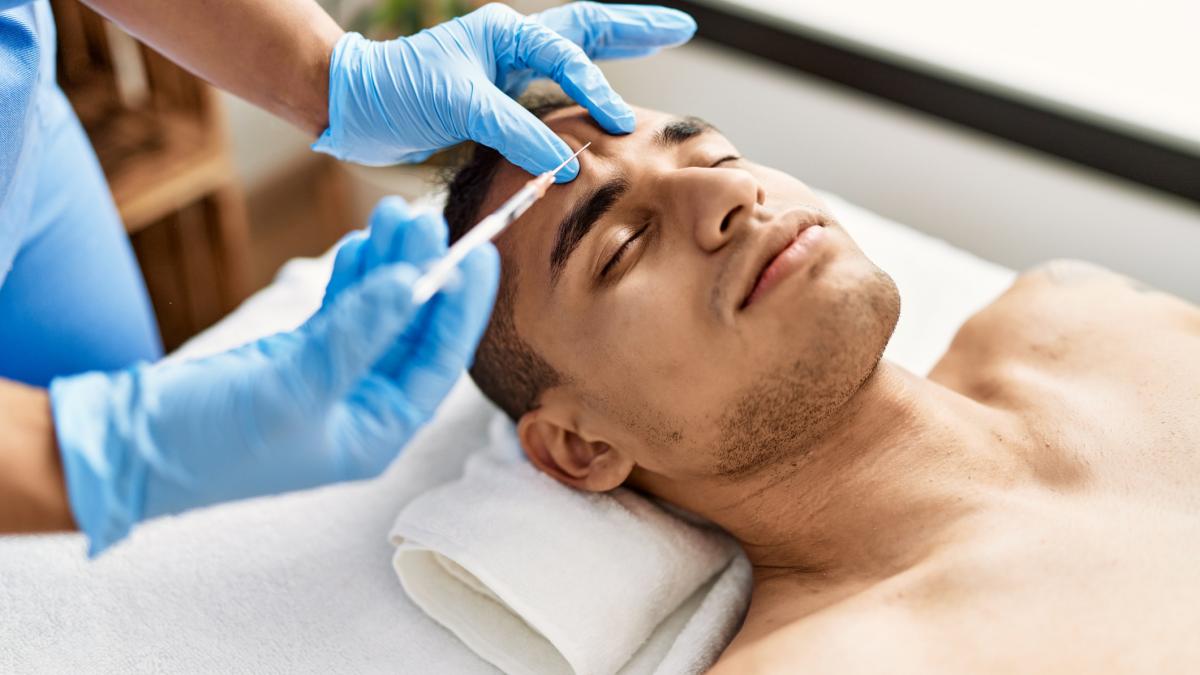 barbatii dau mai multi bani pe operatii estetice decat femeile ce operatii estetice prefera acestia