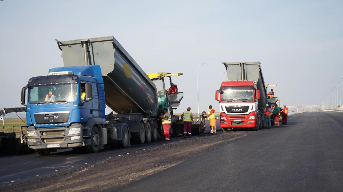 record pe autostrada moldovei 3 200 de muncitori au lucrat pentru construirea lotului 4