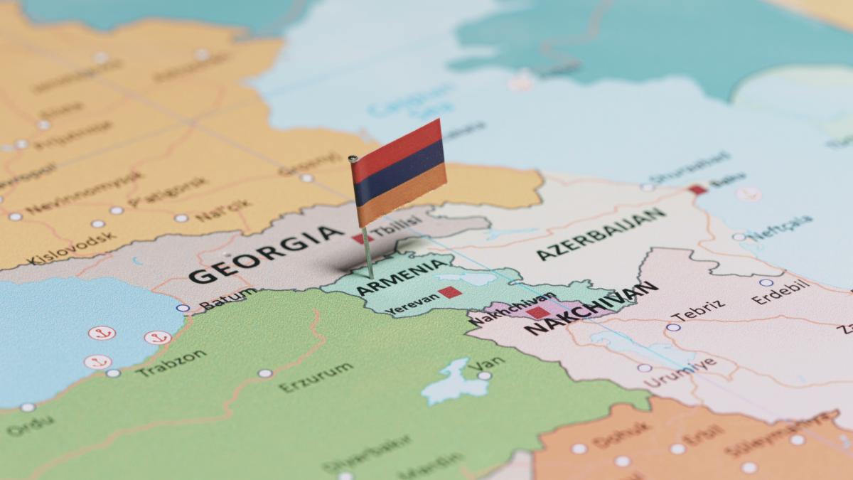 rusia acuza sua ca imping armenia spre sinucidere nationala americanii aplica scheme testate in ucraina si moldova