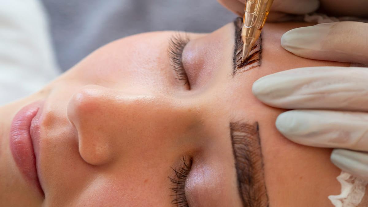 tehnica de pudrare a sprancenelor la ce sa astepti in timpul procedurii