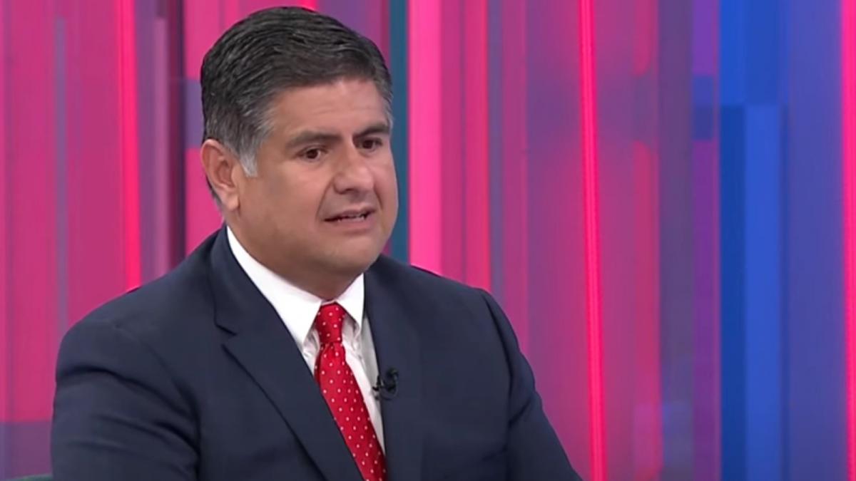 crimeea s a dus ucraina trebuie sa se concentreze pe pace nu pe teritorii spune un consilier de rang inalt al lui trump