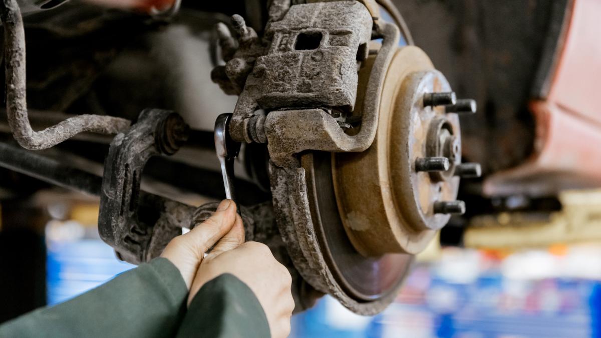 dupa cati kilometri trebuie sa schimbi placutele de frana