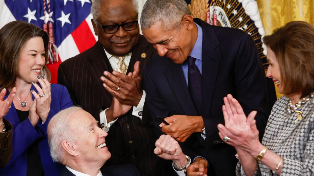 joe biden este furios pe obama si pelosi ca l au obligat sa se retraga pelosi il acuza pe biden pentru victoria lui trump