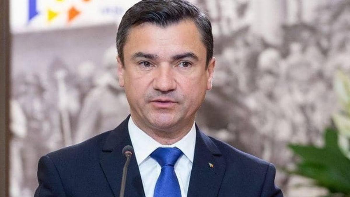 mihai chirica votez nicolae ciuca pentru ca romania are nevoie de un presedinte care s o slujeasca cu onoare