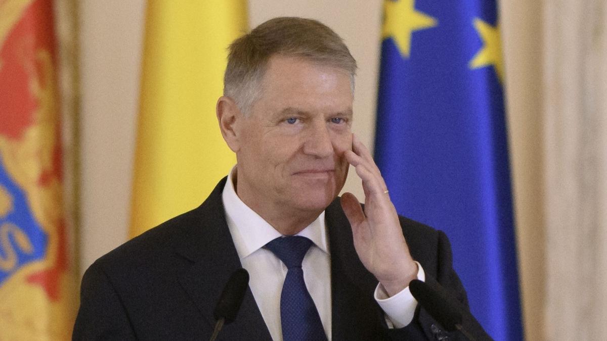 instanta il obliga pe klaus iohannis sa faca publice cheltuielile cu deplasarile si avioanele de lux