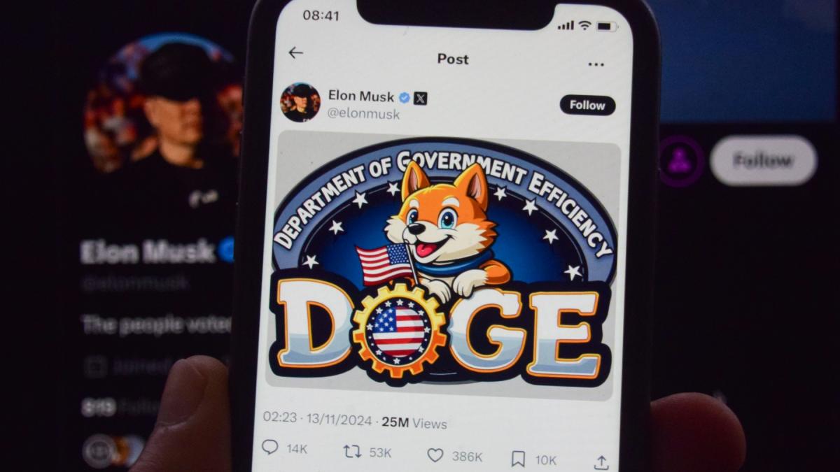 musk primeste de la trump sefia doge criptomoneda cu acelasi nume a explodat si valoreaza mai mult decat ford sau hp