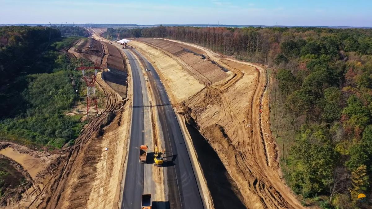 drumul expres craiova pitesti va fi gata anul acesta grindeanu se vor da in circulatie loturile de capat cele care lipsesc