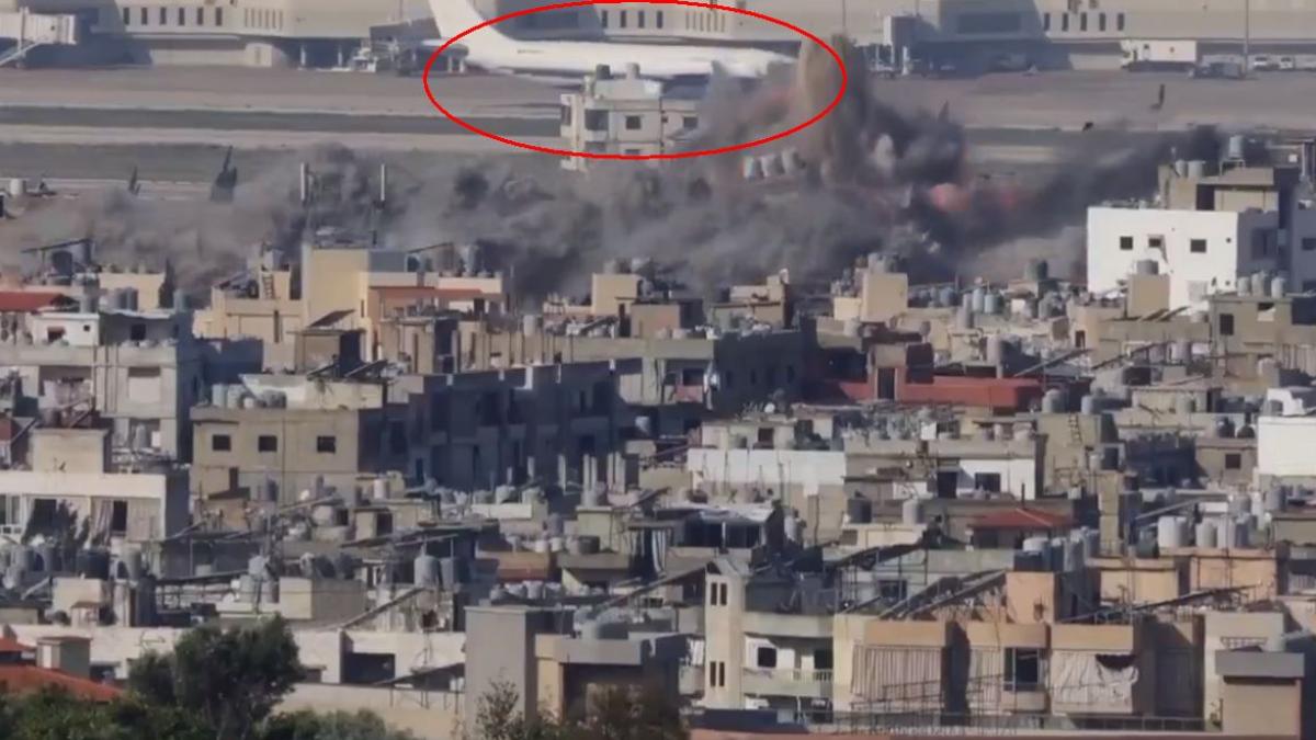 israelul a bombardat langa aeroportul rafic hariri din beirut in momentul in care un avion de pasageri rula pe pista