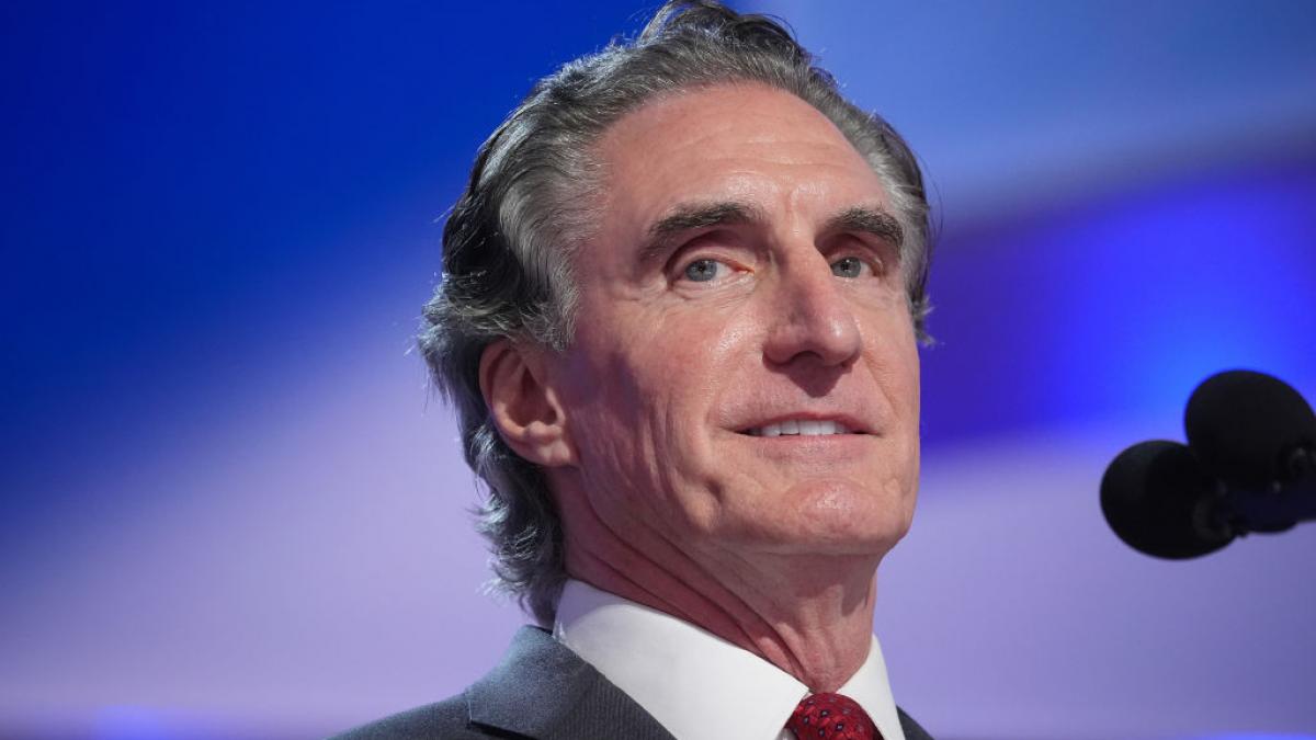 drill baby drill trump il numeste pe doug burgum la sefia internelor americane si promite repornirea forajului petrolier intens