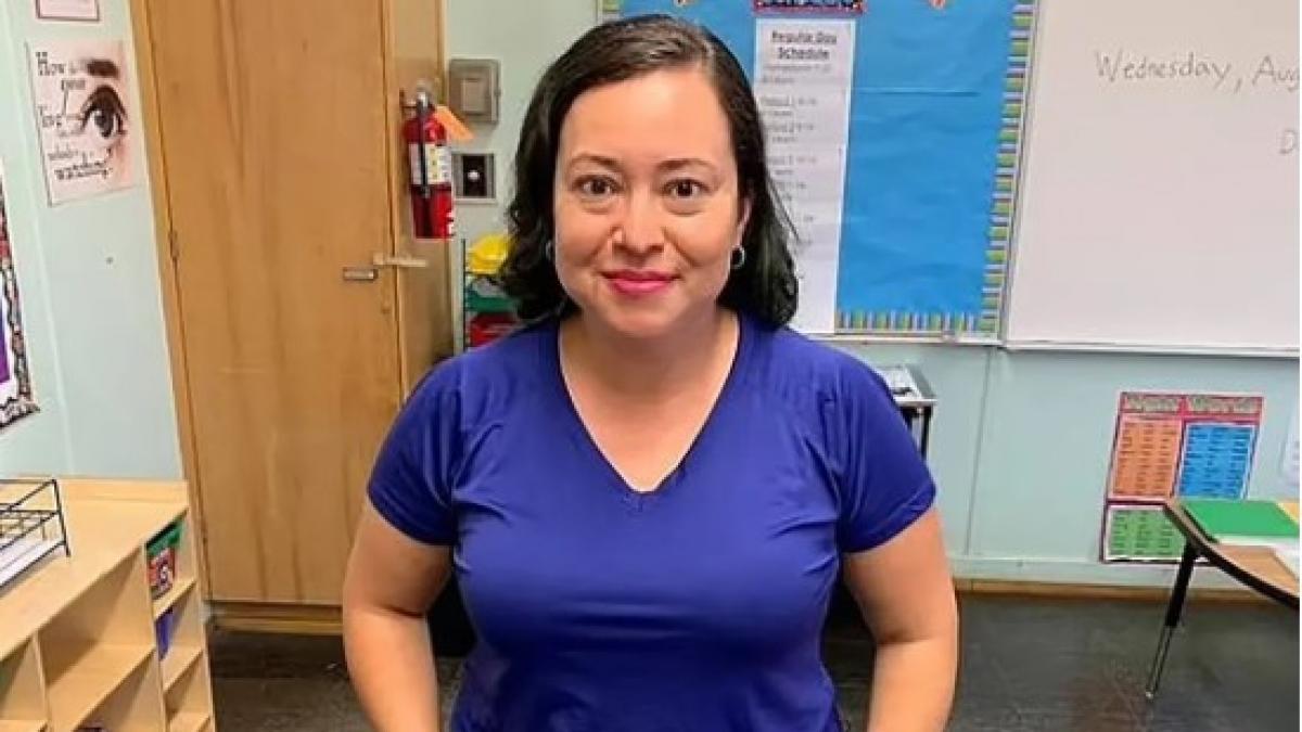 o profesoara a fost arestata dupa ce s a aflat ca avea o relatie cu un elev de 13 ani si a parasit si sotul pentru el