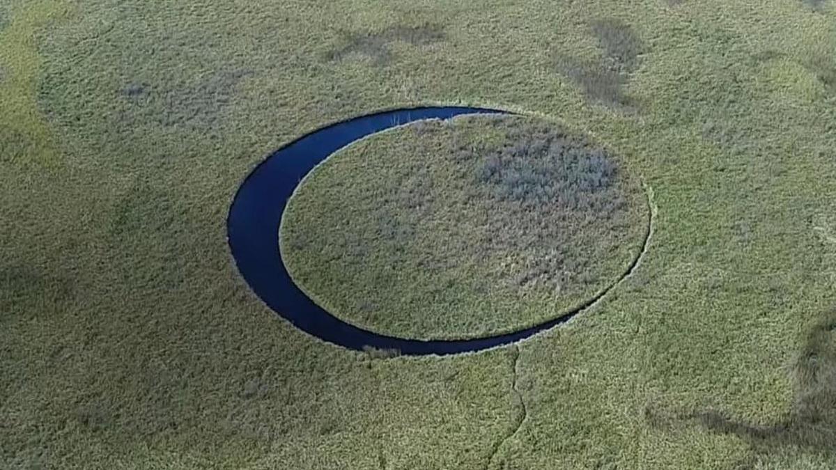 secretul ascuns de insula misterioasa din argentina care arata la fel ca un ochi