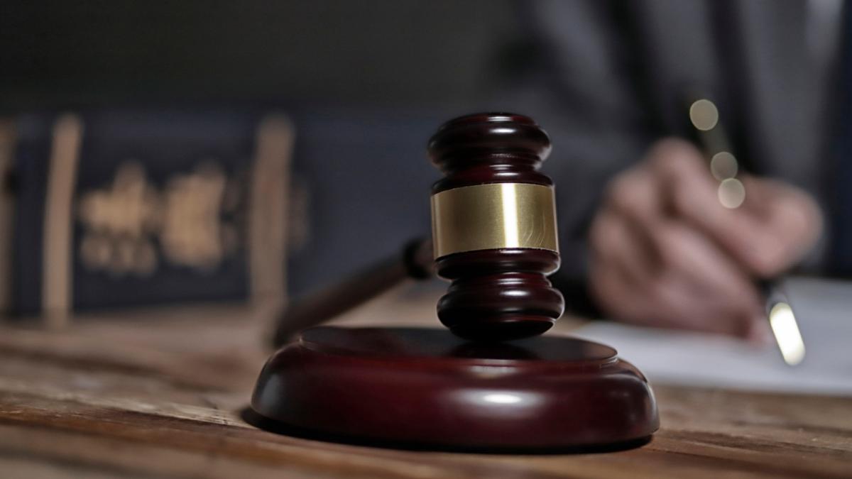 ccr a declarat neconstitutionala legea prin care pfa urile puteau deveni srl uri