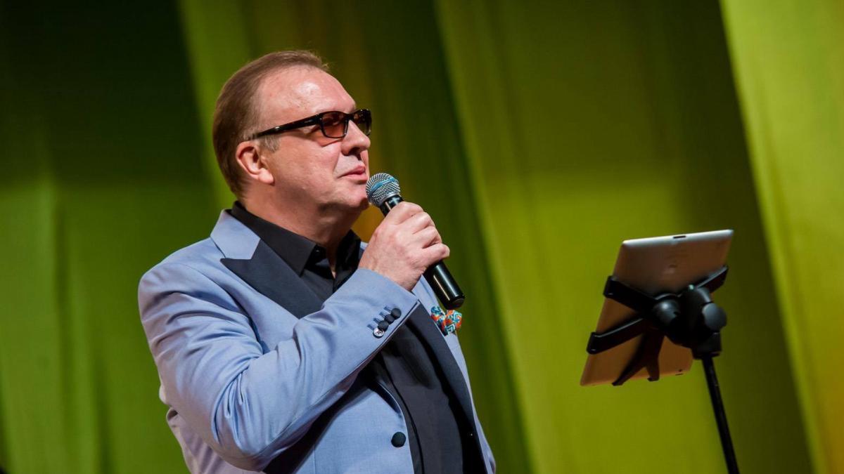 a murit cantaretul gabriel cotabita ai plecat si ai lasat muzica pop romaneasca fara una dintre cele mai mari si mai personale voci