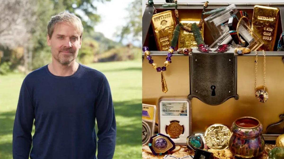 un barbat a ingropat 5 cufere cu comori de peste 2 milioane de dolari si a strecurat indicii intr o carte cine le gaseste le pastreaza