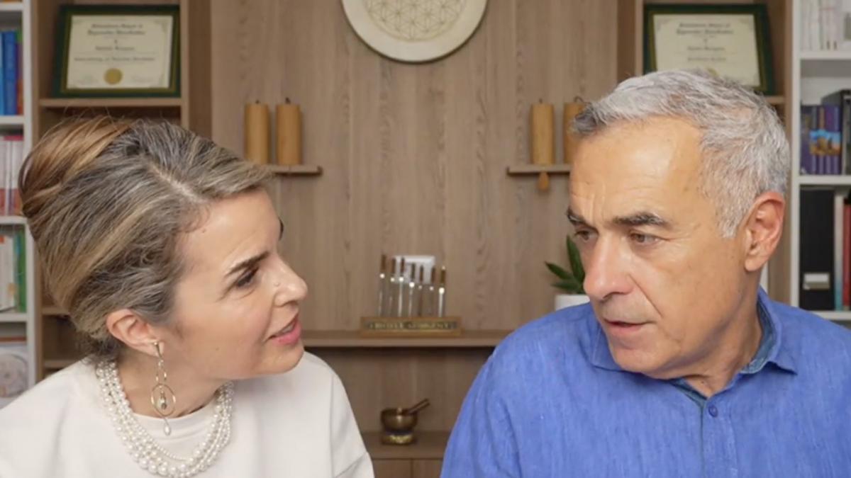 cine este sotia lui calin georgescu cristela este educator holistic si promoveaza tehnici pentru circulatia sangelui