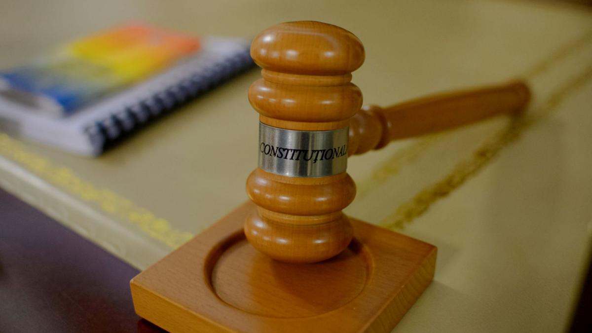 decizia ccr de renumarare a voturilor criticata de presa internationala risca sa pateze credibilitatea institutiilor statului