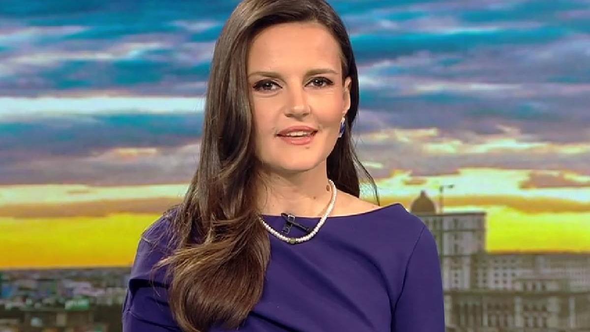 este corect sa spunem parerea mea personala sau eu personal