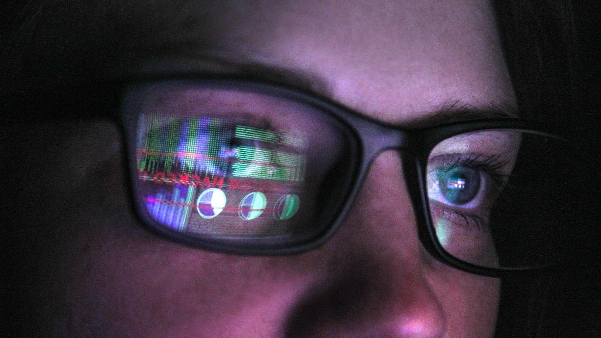 o retea de spionaj ruseasca cu tinte europene a fost descoperita in marea britanie