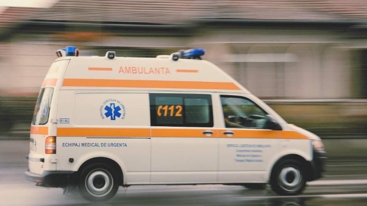 un barbat a murit in fata unei sectii de votare din prahova inainte sa intre la urne