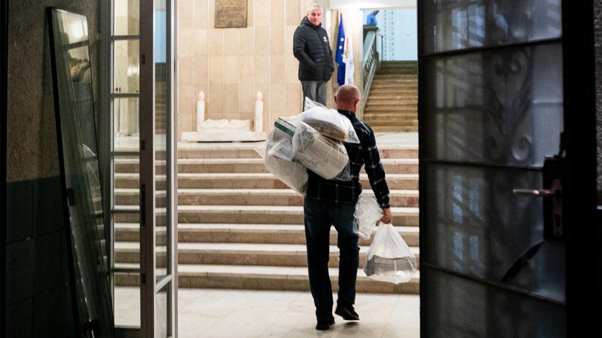 bec a trimis rezultatul renumararii la ccr marcel ciolacu e pe locul doi dar mai sunt de numarat 643 000 de voturi din diaspora