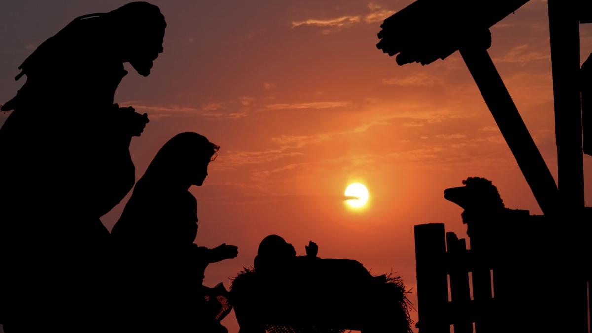 de ce sarbatorim craciunul in luna decembrie desi nasterea lui isus nu ar avea legatura cu aceasta data